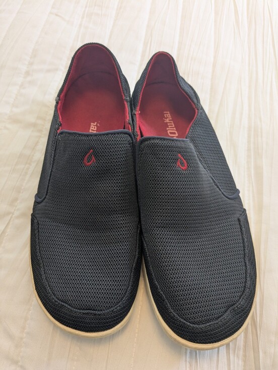 OluKai Other - OluKai Men's Black Slip-On Loafers with Red Lining